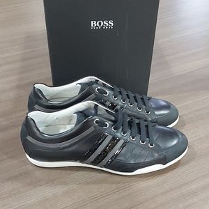 Hugo Boss Oassi black sneaker.